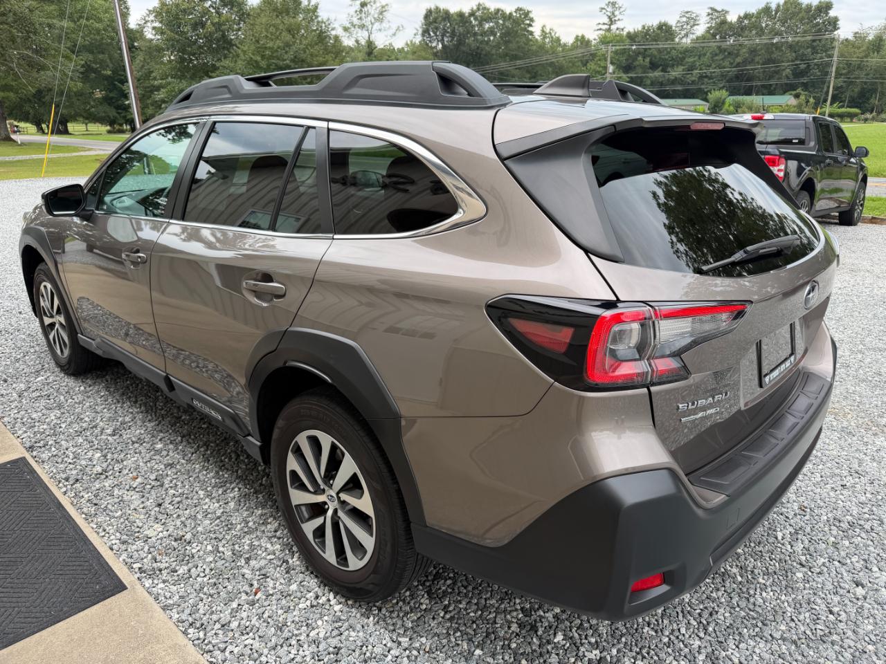 Subaru Outback Premium CVT 2023