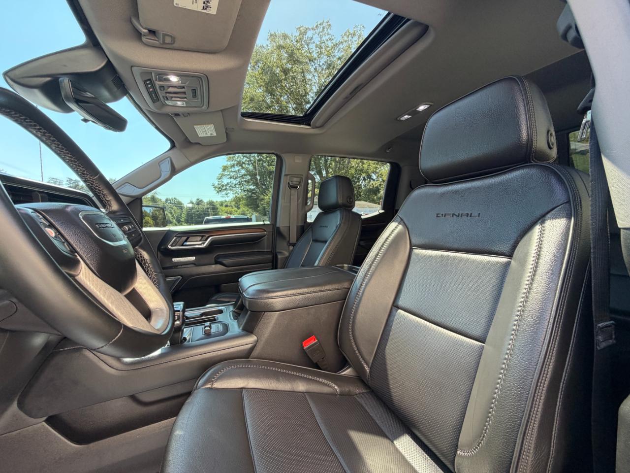 GMC Sierra 1500 Denali Crew Cab Short Box 4WD 2024
