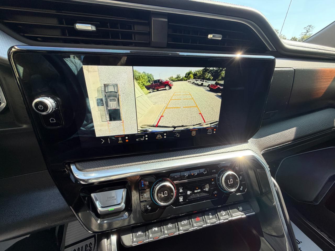 GMC Sierra 1500 Denali Crew Cab Short Box 4WD 2024
