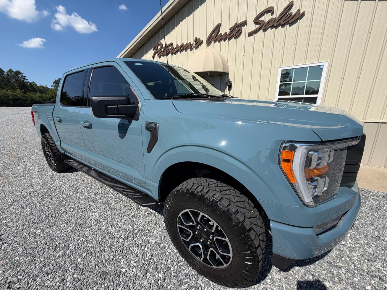 Ford F-150 XLT SuperCrew 5.5-ft. Bed 4WD 2023