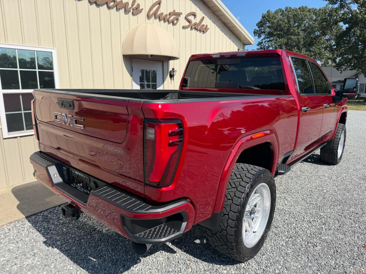 GMC Sierra 2500HD 4WD Crew Cab 159" Denali 2024