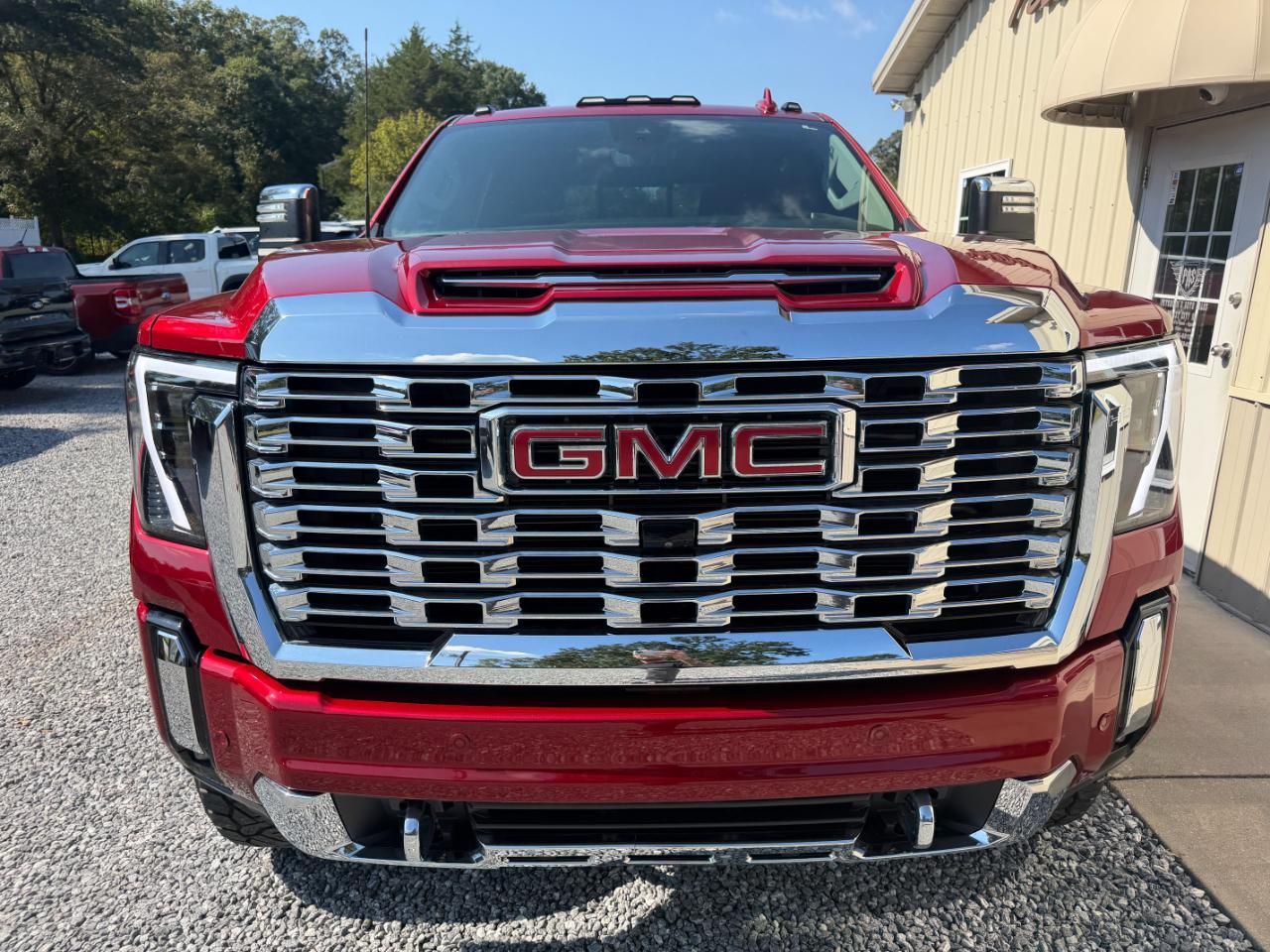GMC Sierra 2500HD 4WD Crew Cab 159" Denali 2024