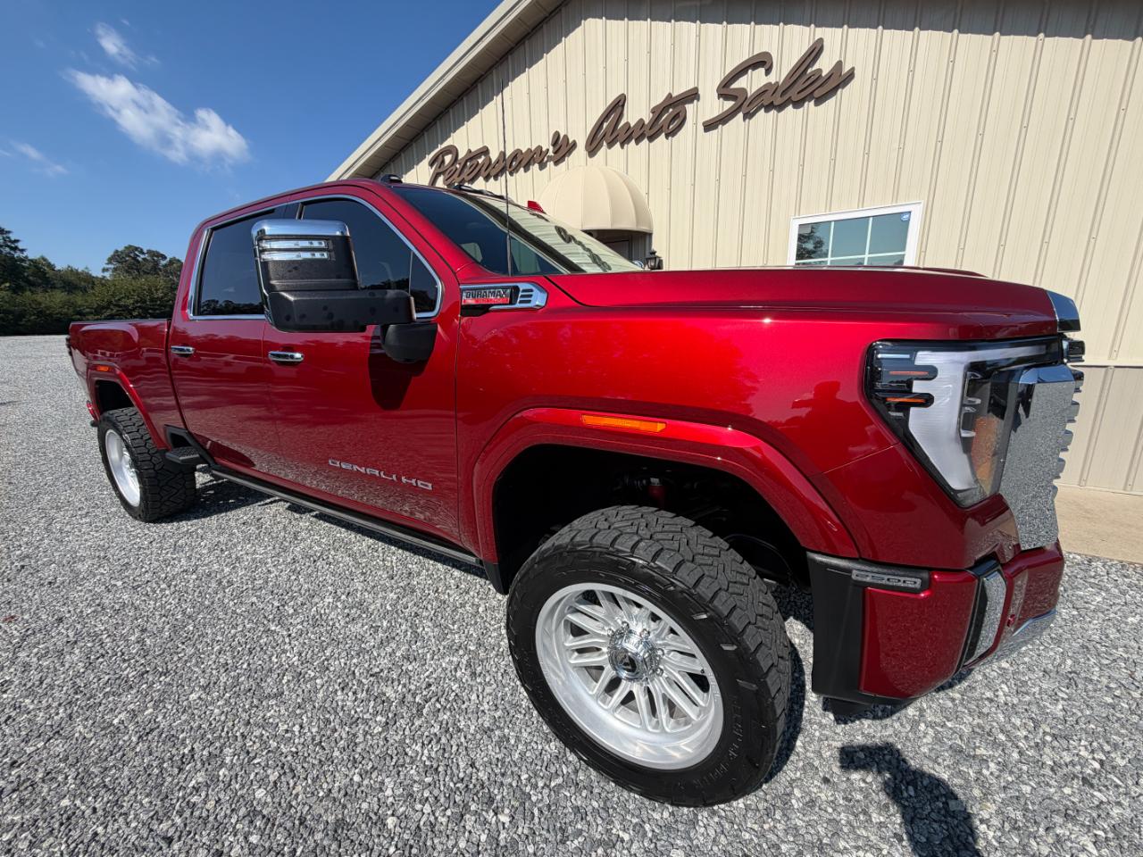 GMC Sierra 2500HD 4WD Crew Cab 159" Denali 2024