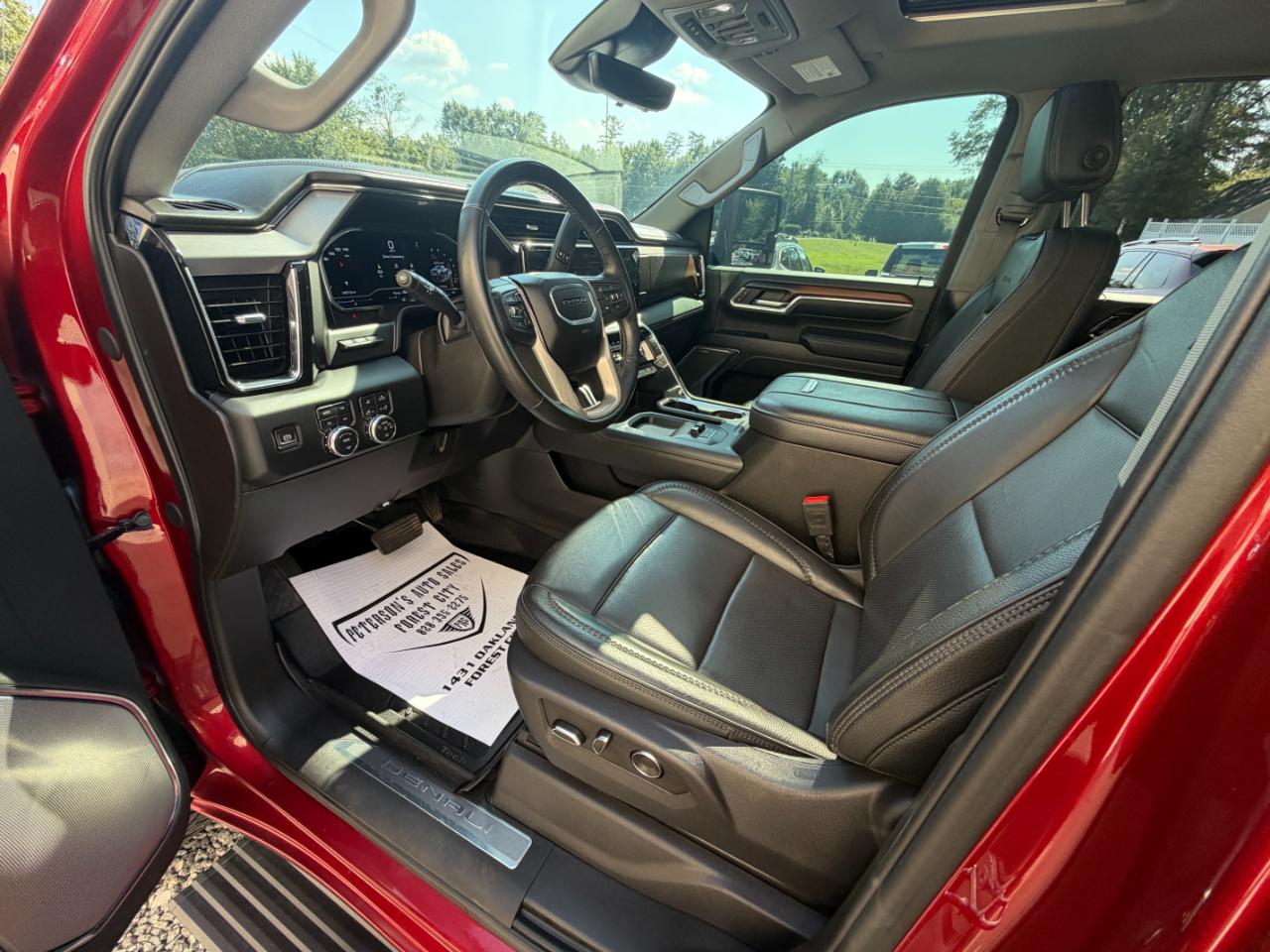 GMC Sierra 2500HD 4WD Crew Cab 159" Denali 2024
