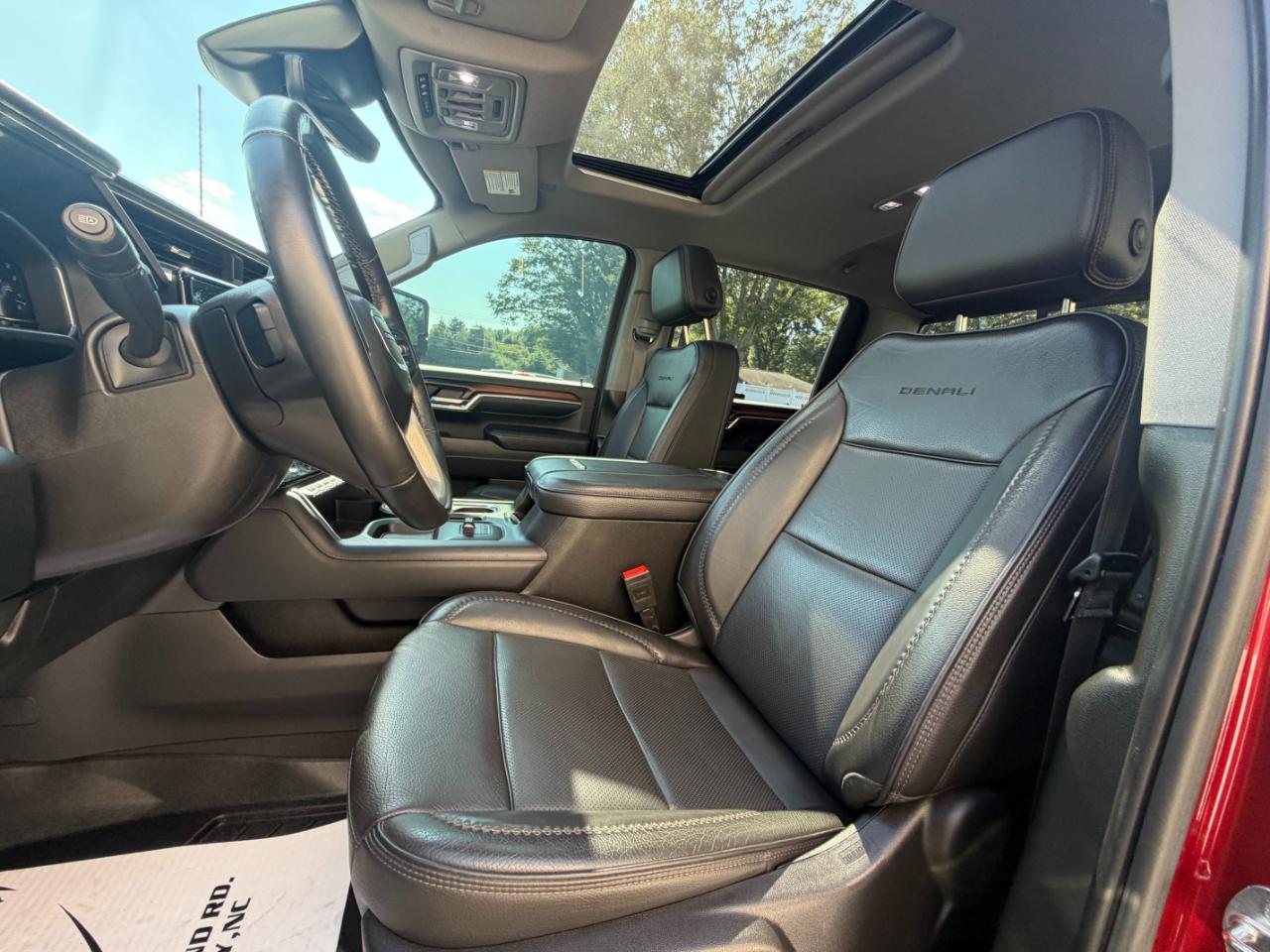 GMC Sierra 2500HD 4WD Crew Cab 159" Denali 2024