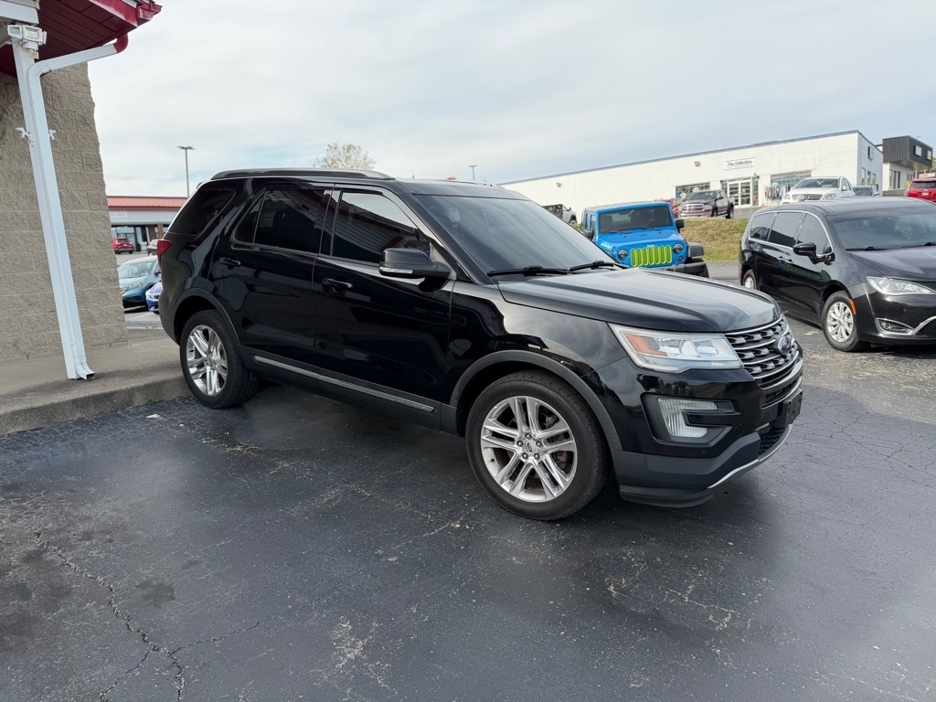 Ford Explorer  2017 Ford Explorer  2017