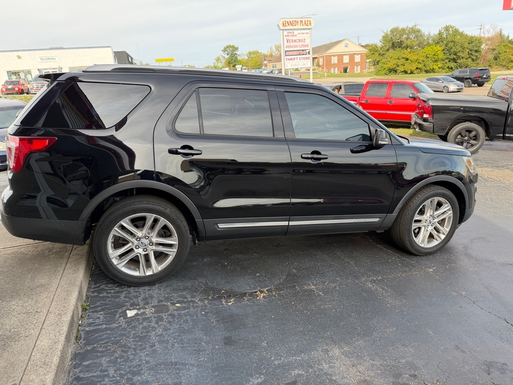 Ford Explorer  2017 Ford Explorer  2017