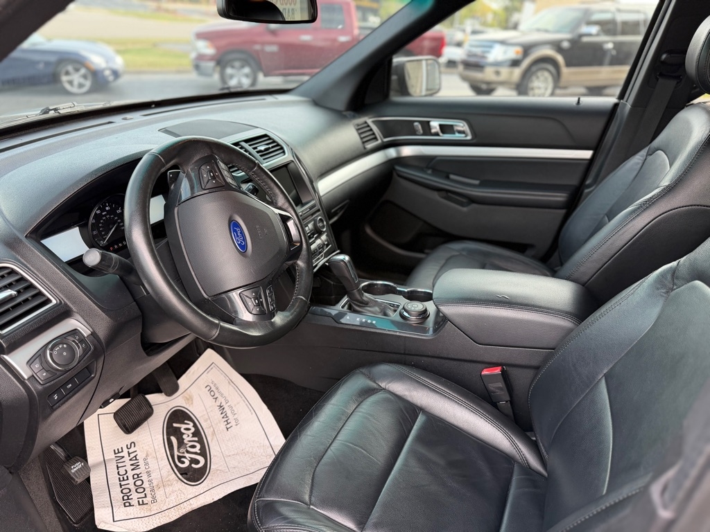 Ford Explorer  2017 Ford Explorer  2017