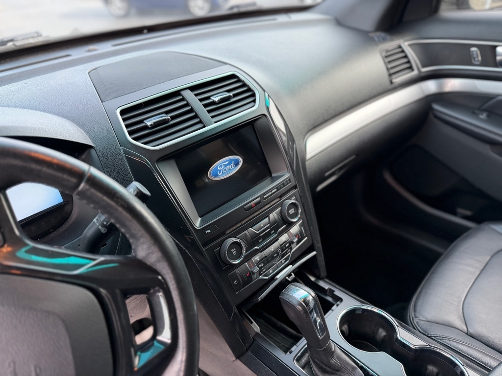 Ford Explorer  2017 Ford Explorer  2017