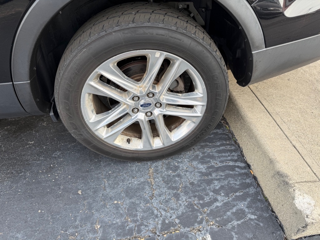 Ford Explorer  2017 Ford Explorer  2017