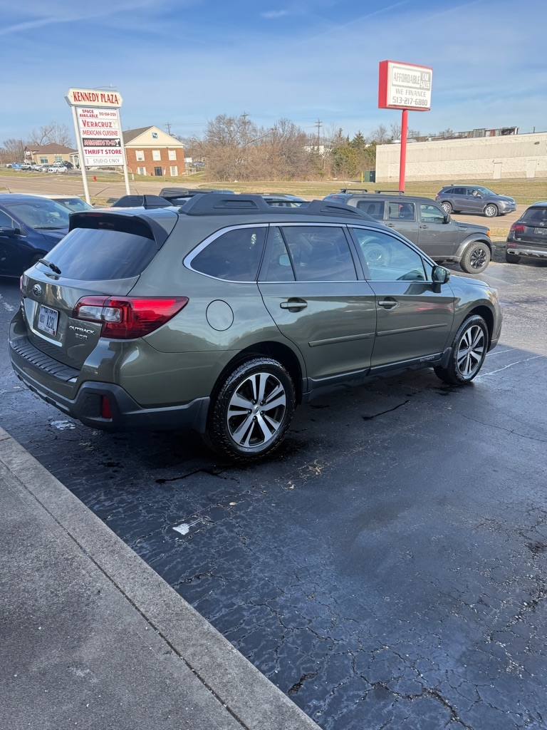 Subaru Outback  2018