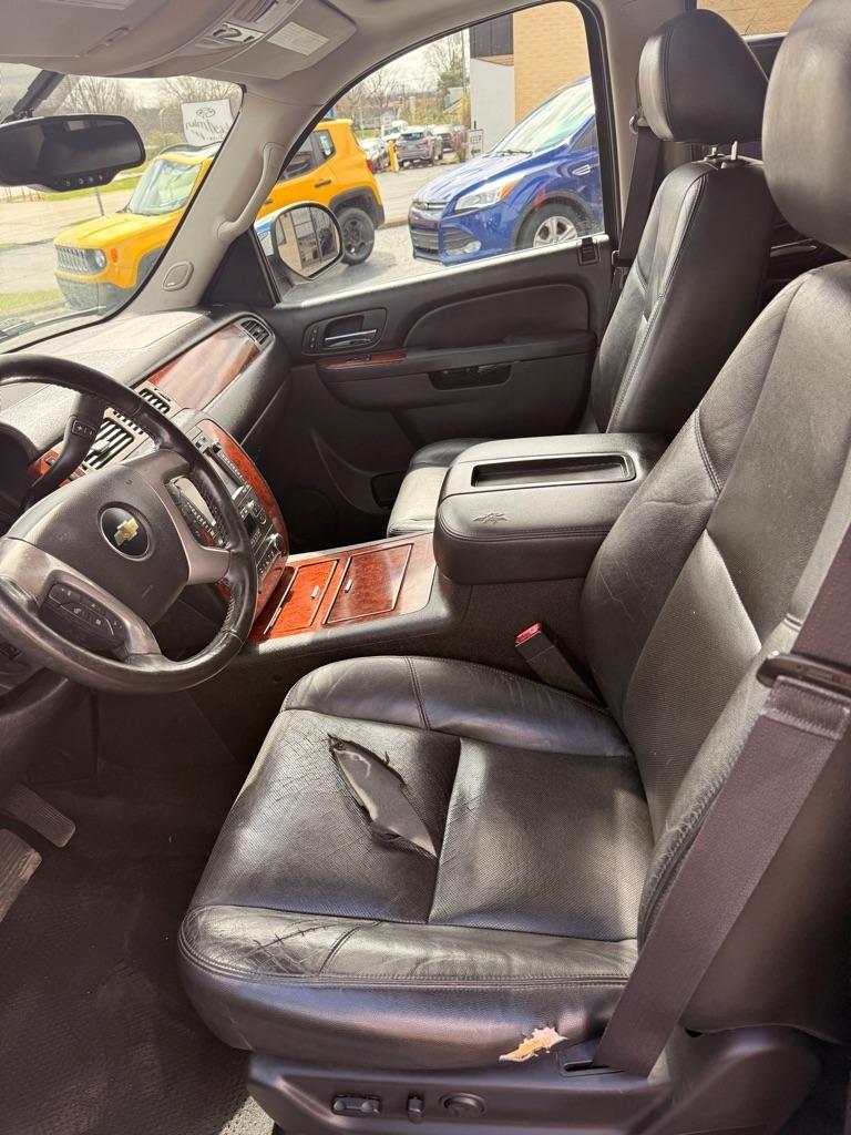 Chevrolet Tahoe  2013