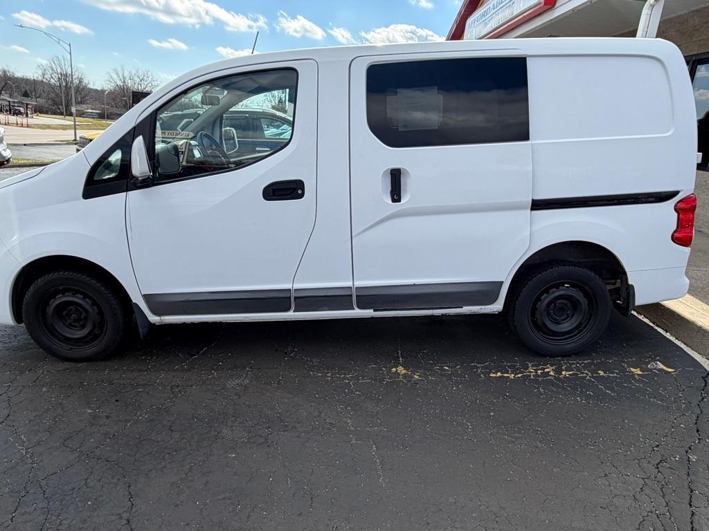 Nissan NV200  2017