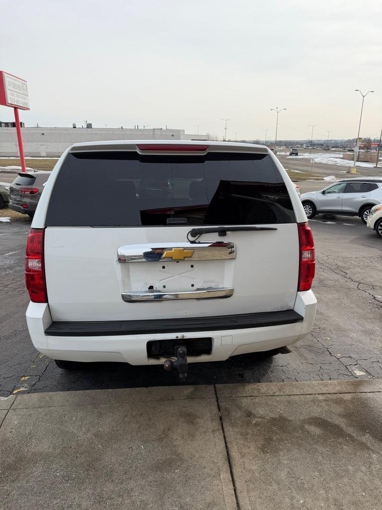 Chevrolet Tahoe  2010