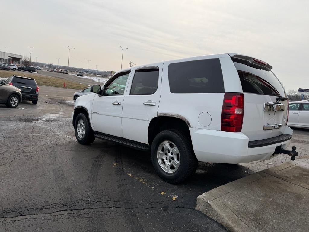 Chevrolet Tahoe  2010