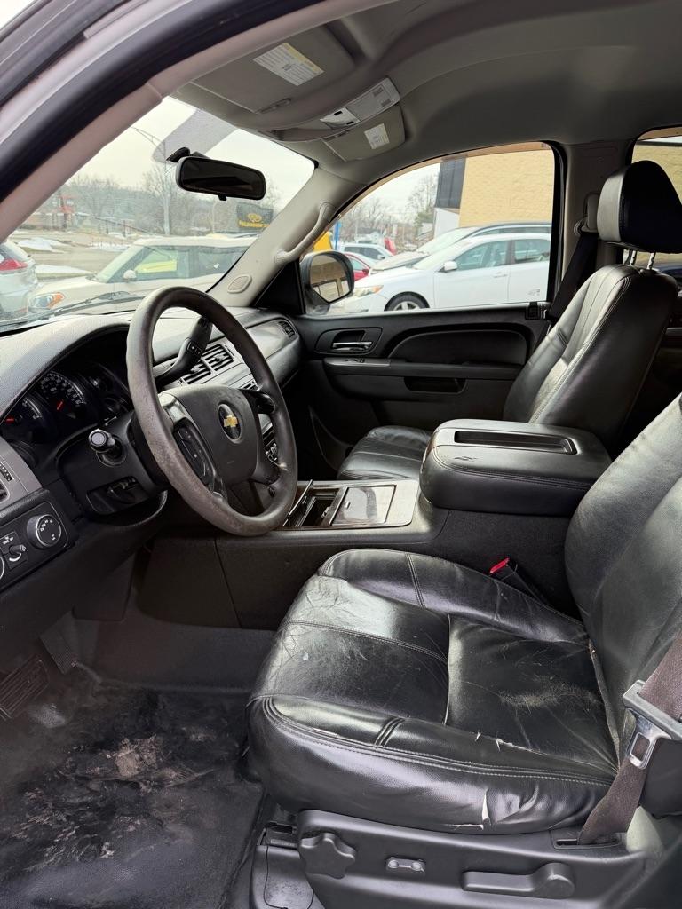 Chevrolet Tahoe  2010