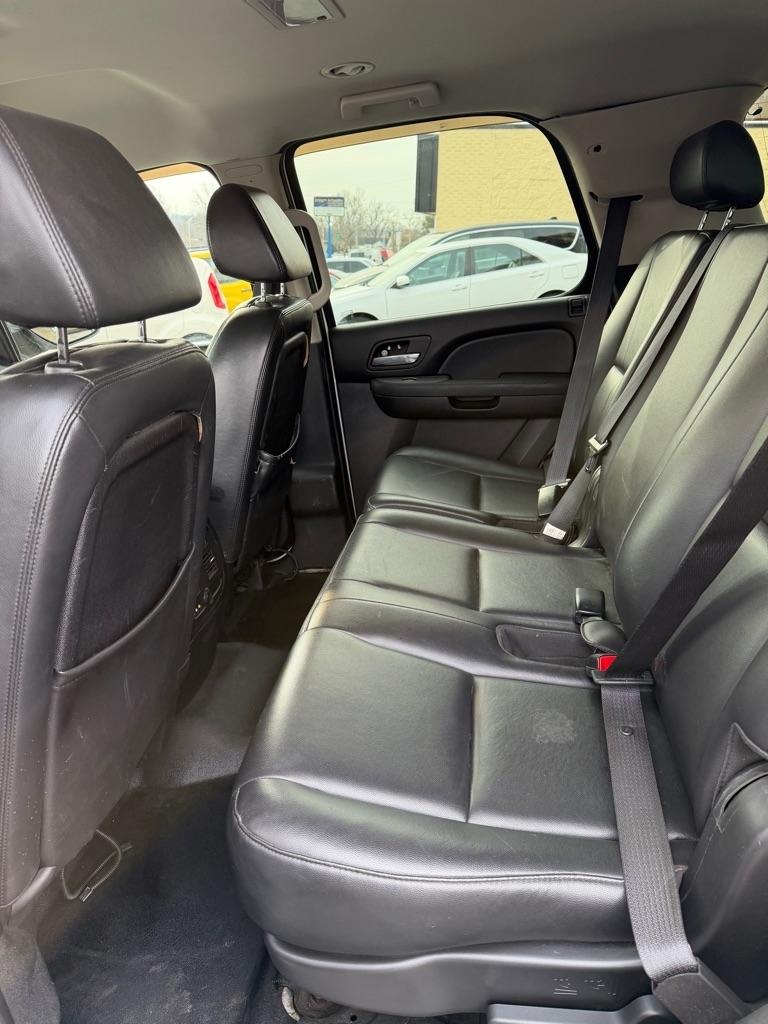 Chevrolet Tahoe  2010