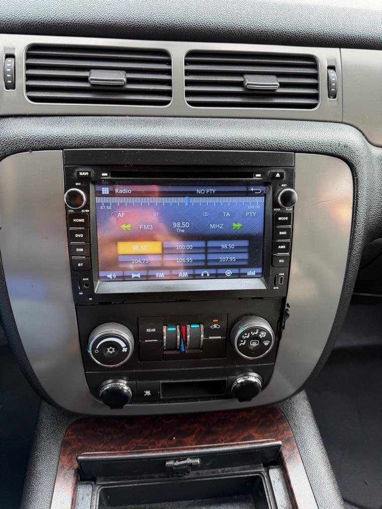 Chevrolet Tahoe  2010