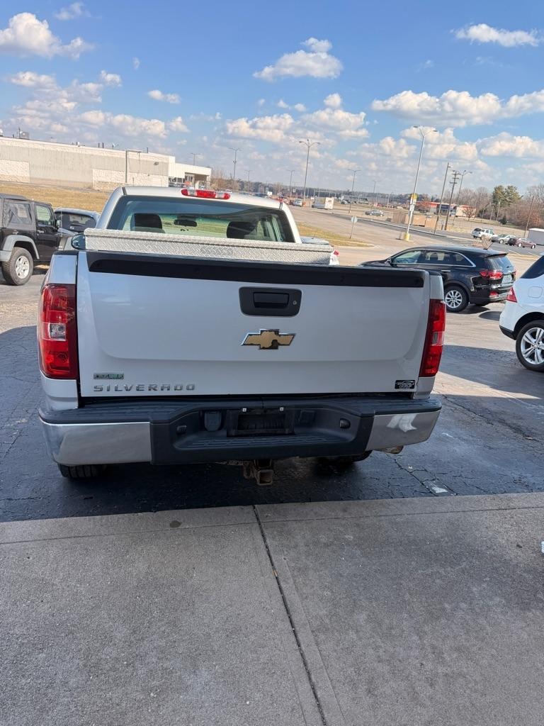 Chevrolet Silverado 1500  2011