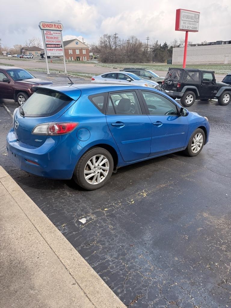 Mazda MAZDA3  2012