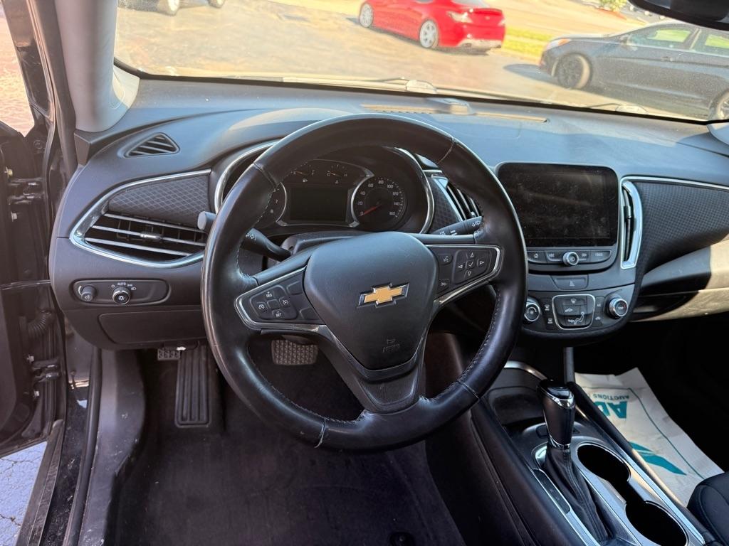 Chevrolet Malibu  2017