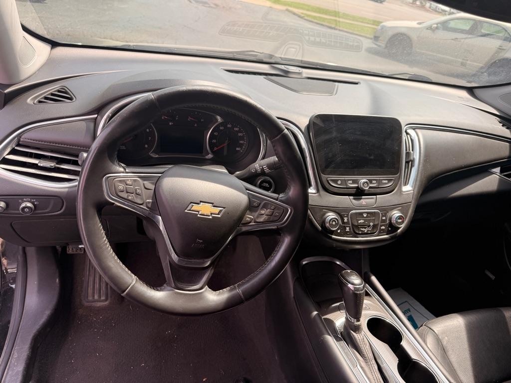 Chevrolet Malibu  2018