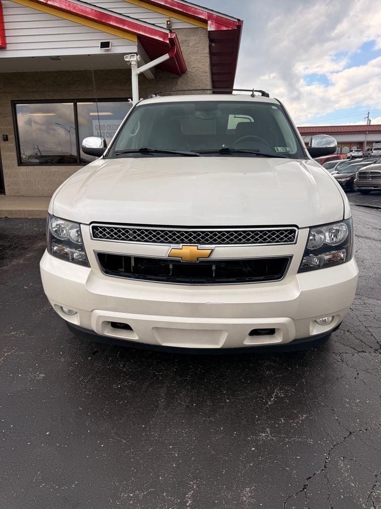 Chevrolet Avalanche  2012
