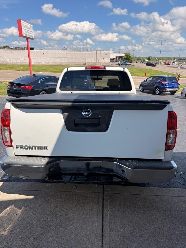 Nissan Frontier  2013