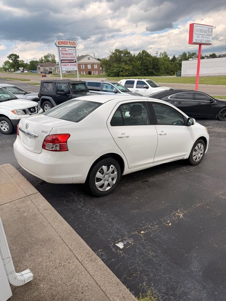 Toyota Yaris  2010
