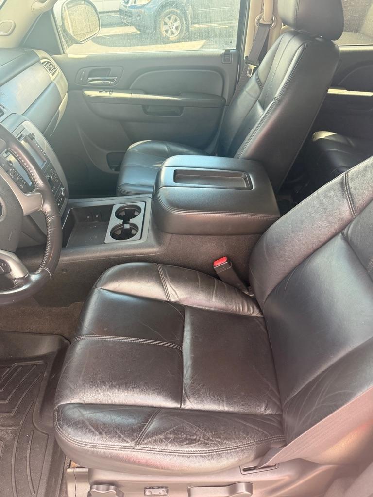 Chevrolet Avalanche  2012
