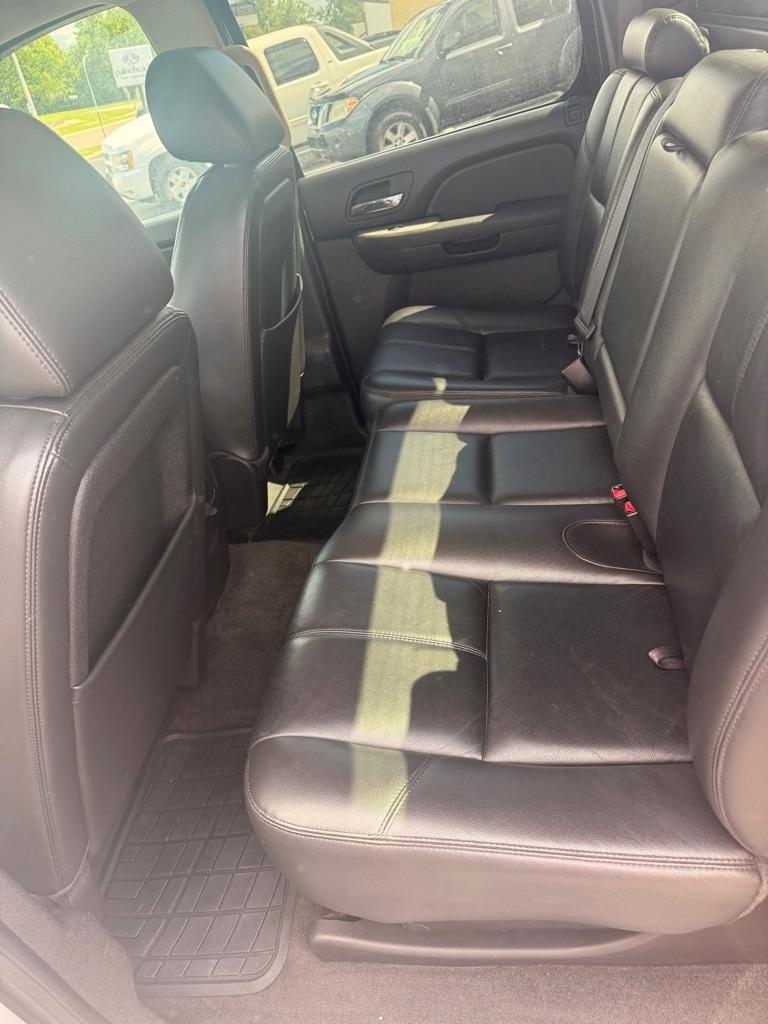 Chevrolet Avalanche  2012