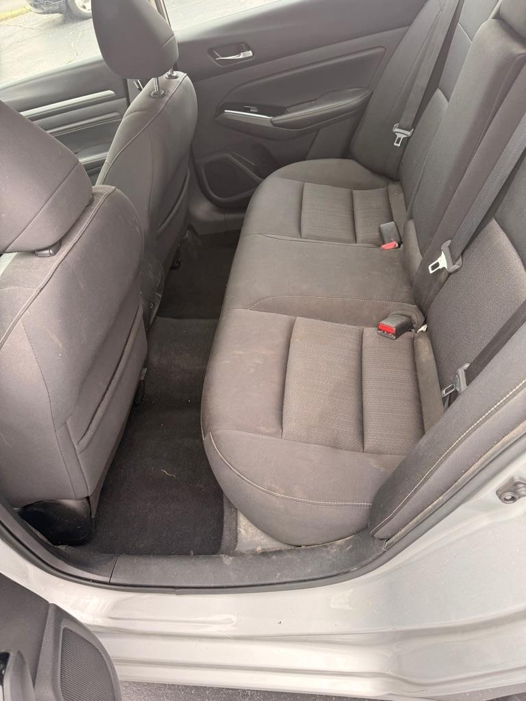 Nissan Altima  2021