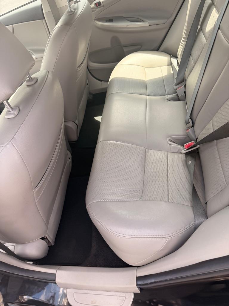 Toyota Corolla  2013