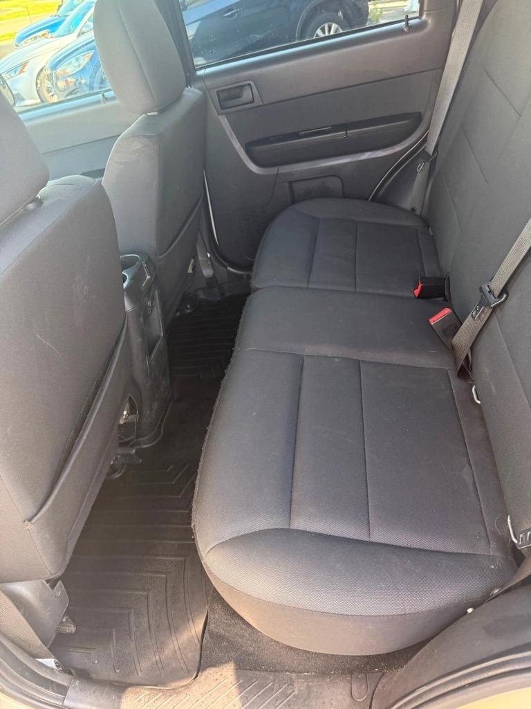 Ford Escape  2012