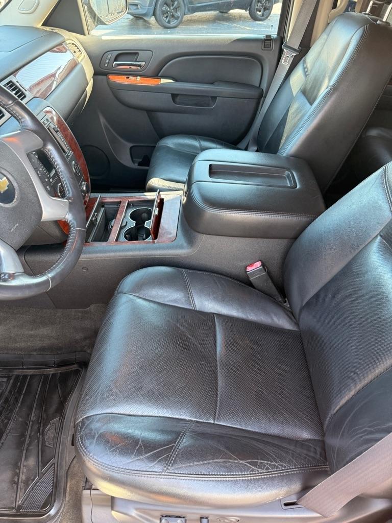 Chevrolet Tahoe  2011