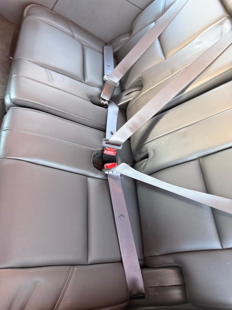 Chevrolet Tahoe  2011