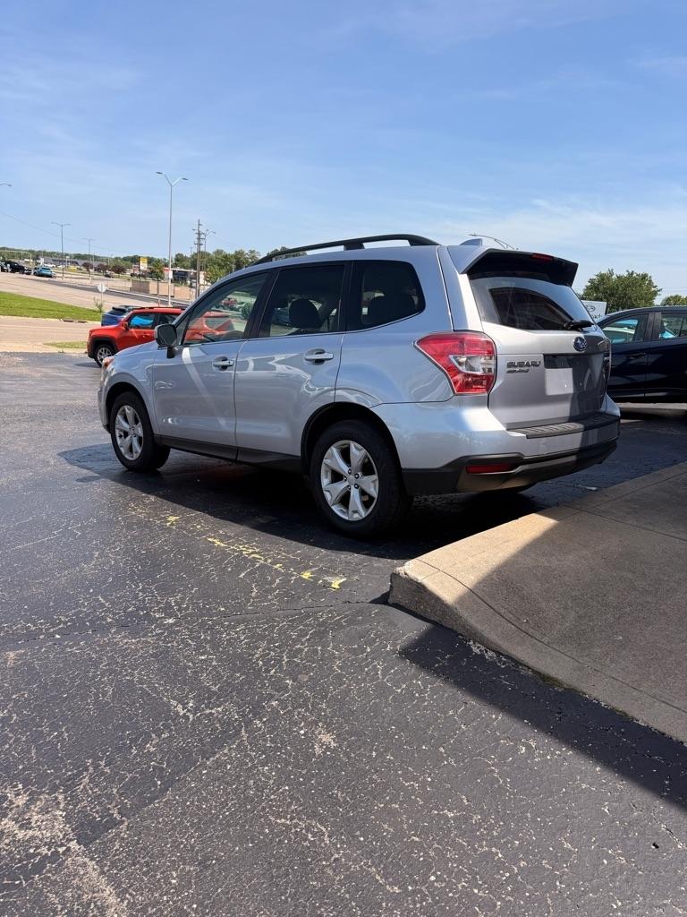 Subaru Forester  2016