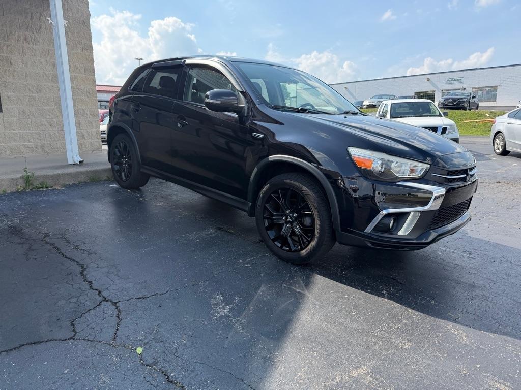 Mitsubishi Outlander Sport  2019