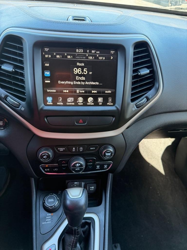 Jeep Cherokee  2017