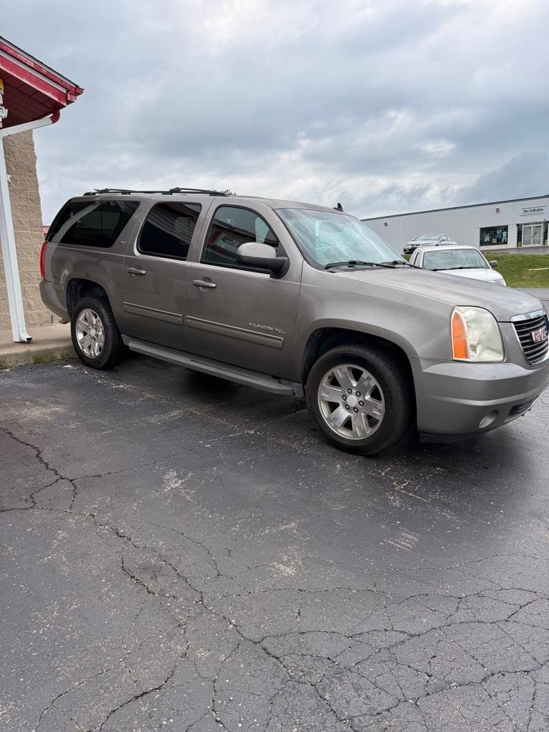GMC Yukon XL  2012