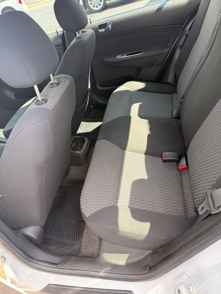 Chevrolet Cobalt  2010