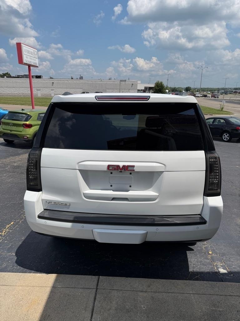 GMC Yukon  2017