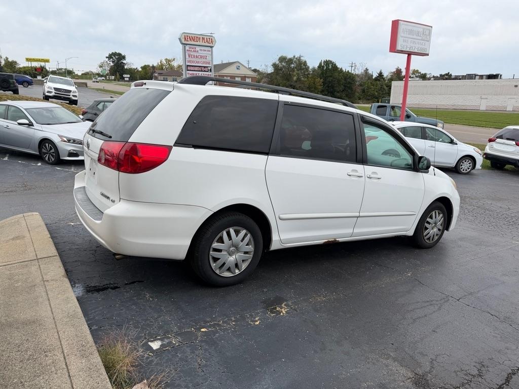 Toyota Sienna  2007