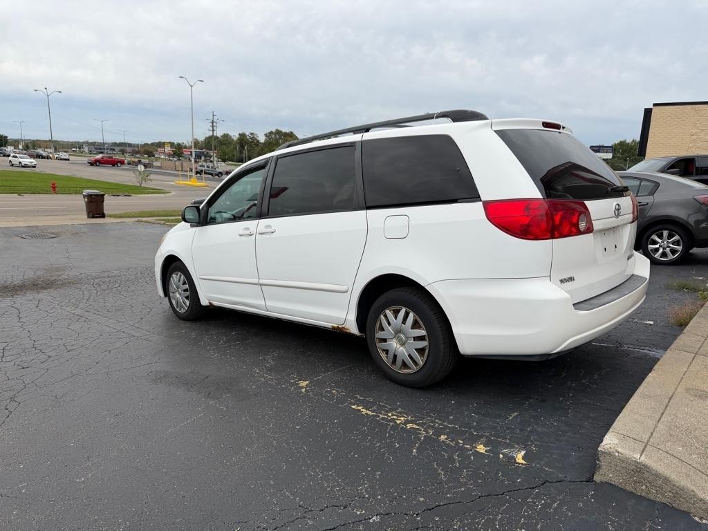 Toyota Sienna  2007