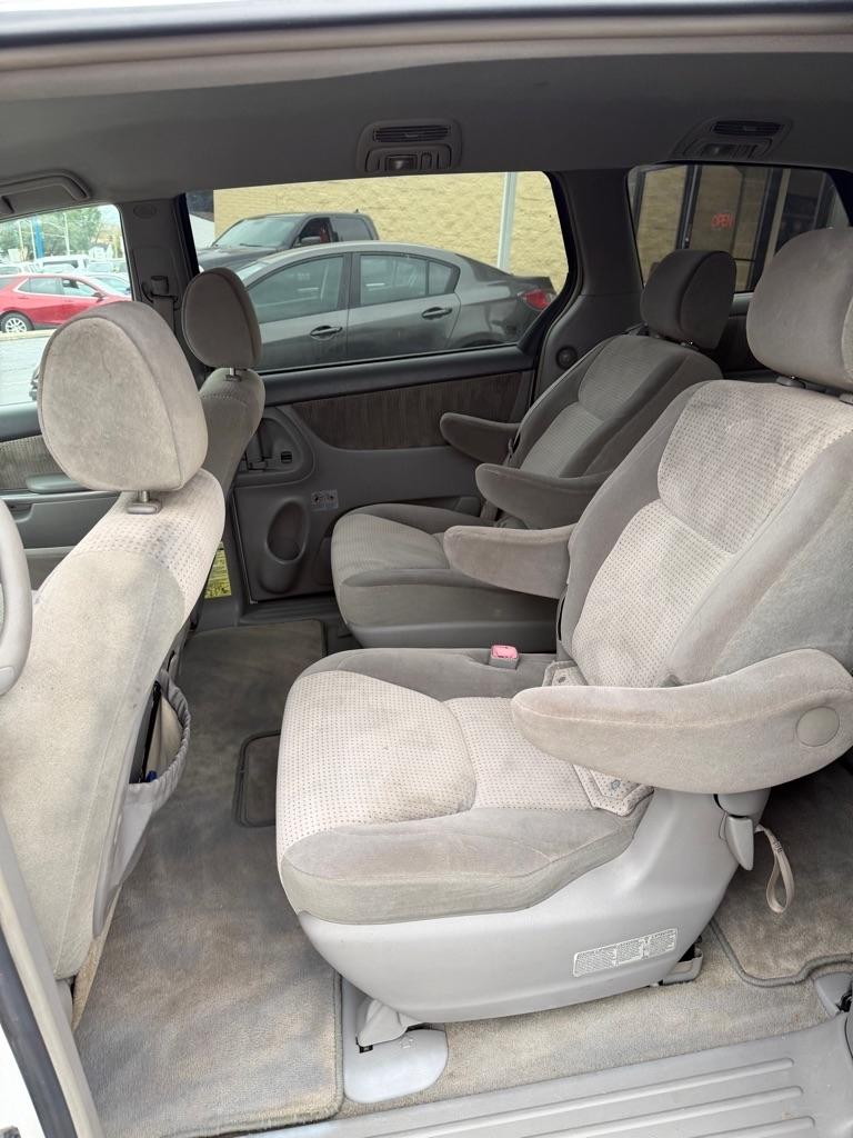 Toyota Sienna  2007