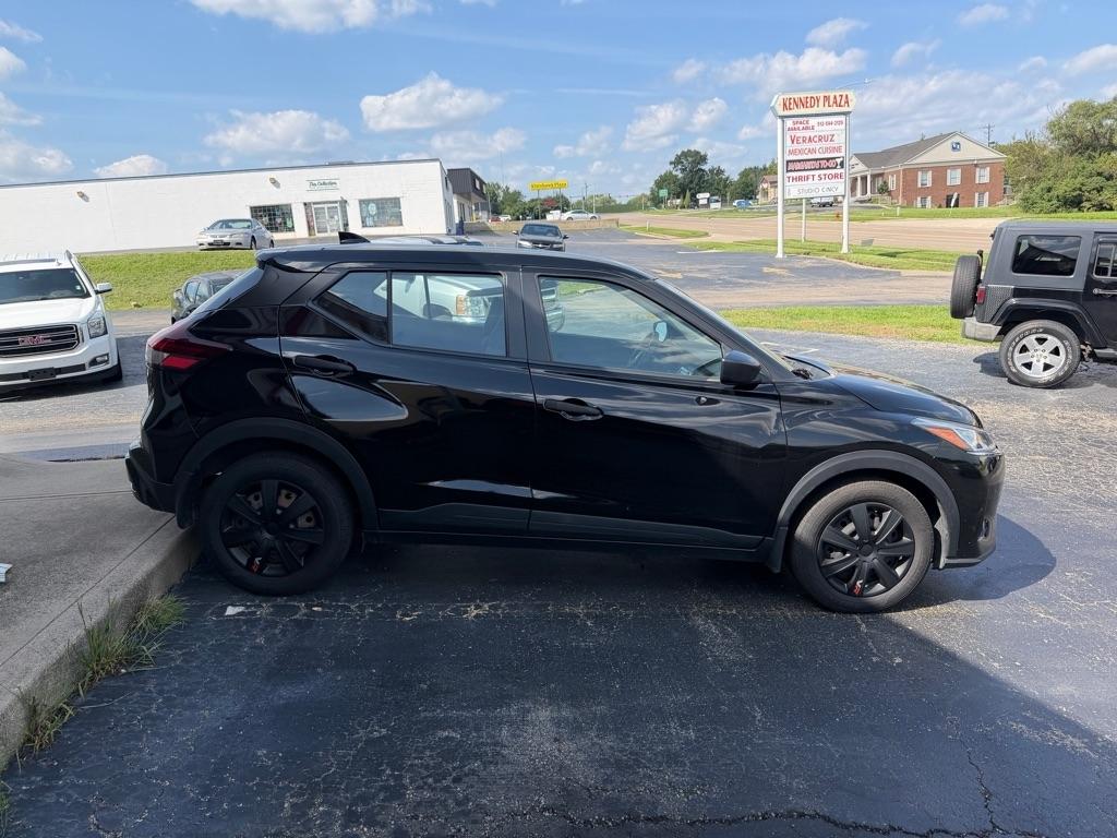 Nissan Kicks  2021