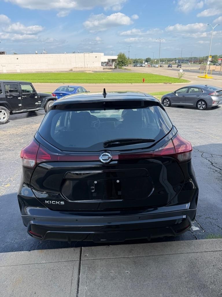 Nissan Kicks  2021