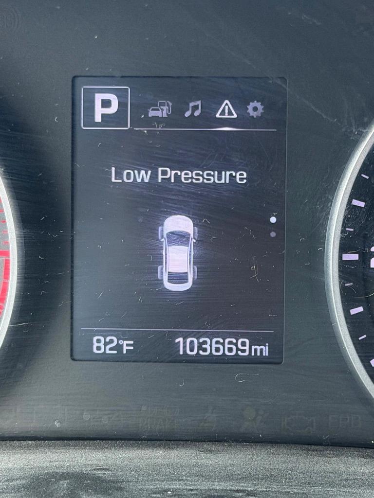 Hyundai Elantra  2018