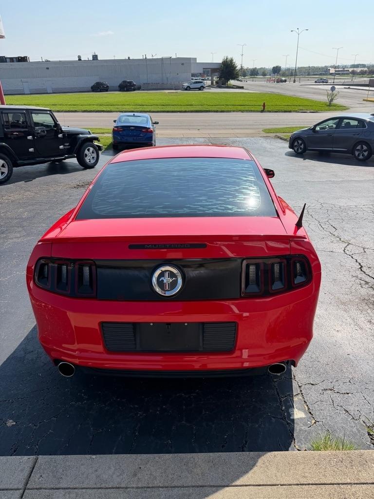 Ford Mustang  2013