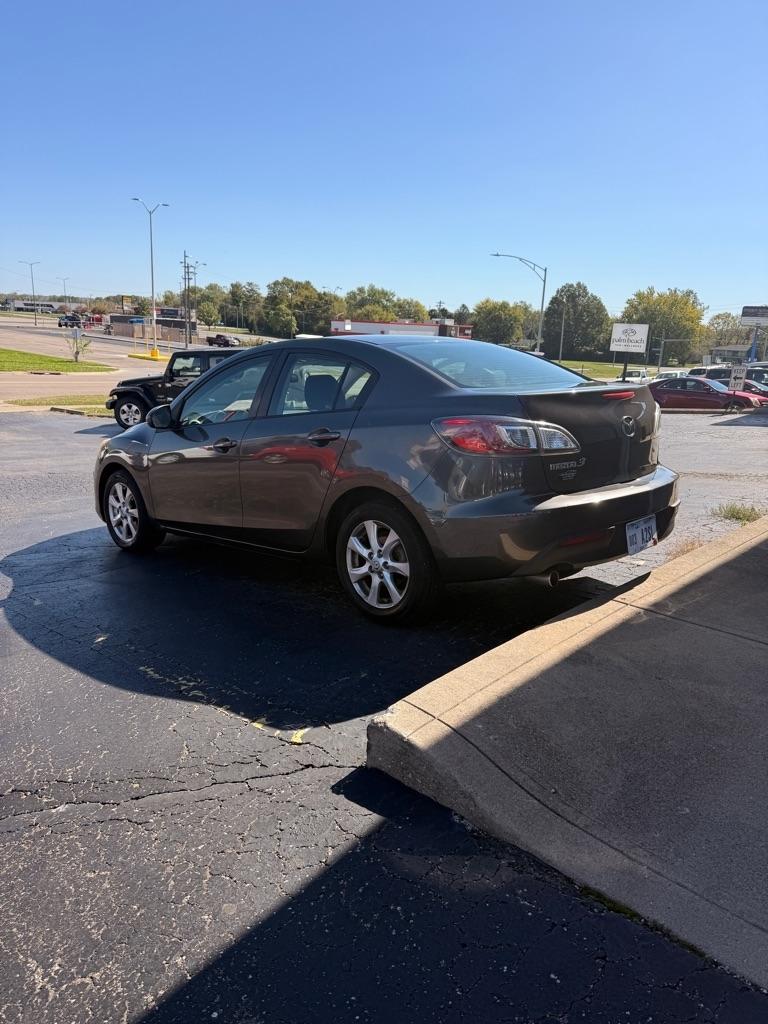 Mazda MAZDA3  2011